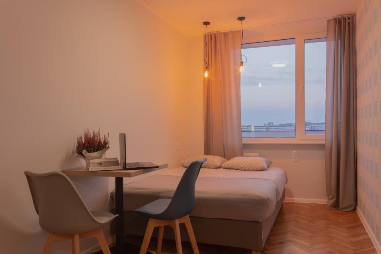 INITIUM rooms - Obrońców Wybrzeża 4D Gdansk Exterior foto