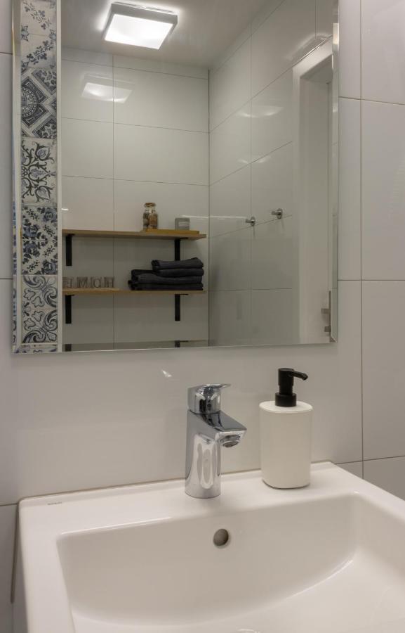 INITIUM rooms - Obrońców Wybrzeża 4D Gdansk Exterior foto